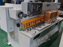出售一台二手QC11YB-4X2000数控液压闸式剪板机