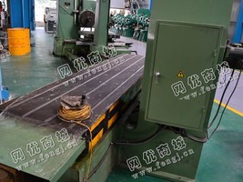 出售两台二手ZHX-W1-800A卧式端面组合铣床