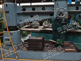 出售一台二手Z3080摇臂钻床