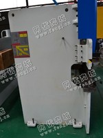 出售一台二手WC67Y-40T-2500液压板料折弯机
