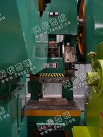 出售一台二手J21-125T压力机