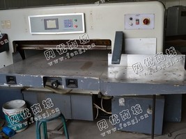 出售一台二手QZX1300C切纸机