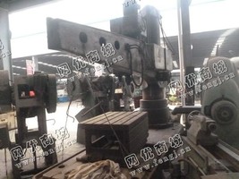 出售一台二手Z3080摇臂钻床