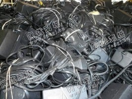 充电器外壳废料回收