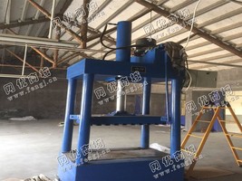 出售1台二手100吨液压打包机