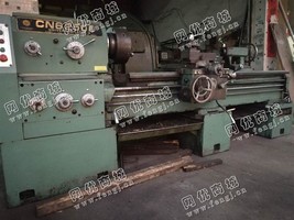 出售一台二手CN6250B车床