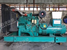 出售二手100KW东风康明斯柴油发电机组 九成新