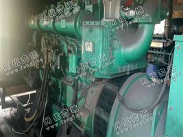 出售玉柴630KW发电机组