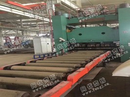 出售一台2013年30×2000九辊板料校平机重型