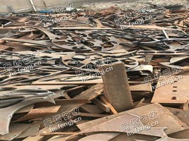 20-40厚角钢边角料回收
