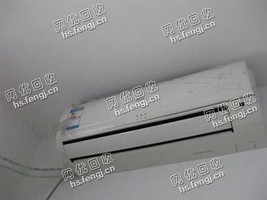 15年奥克斯1.5P挂式空调回收