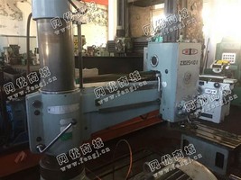 出售一台Z3025/10钻床