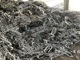青岛地区出售1300吨2-4个厚马蹄铁