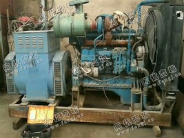 出售上柴227KW发电机组