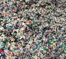 广东揭阳出售PVC杂色电线皮粉碎料