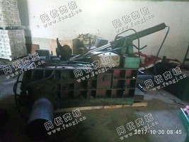 出售1台Y81-125金属打包液压机