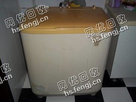 半自动双缸洗衣机回收