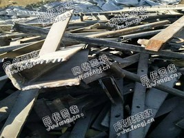 开封地区出售4000吨工厂废铁