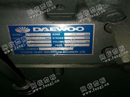 出售一台大宇300KW发电机带静音箱