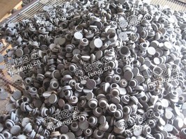 灰色丁基胶瓶塞回收