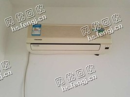 老邓15年格力1.5p挂式空调回收