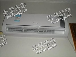 长沙雨花区老郭13年格力1.5p挂式空调回收