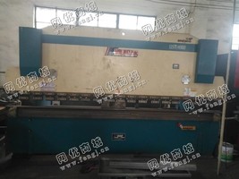 出售1台WC67Y-125T/4000液压板料折弯机