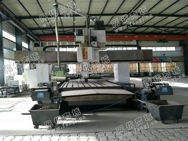 出售1台TKA57200*400数控龙门铣镗床