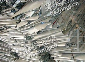 开福区捞河街道老李铝合金门窗废料回收