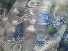 废矿泉水瓶回收