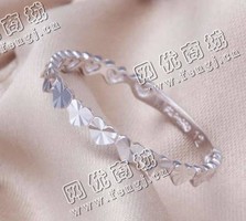 铂金饰大量回收