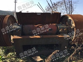 出售一台二手600*900颚式破碎机