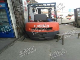 出售一台二手合力3T叉车