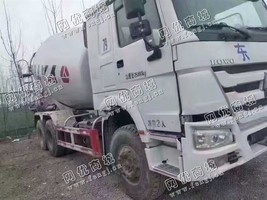 出售一台二手亚特大12方搅拌车