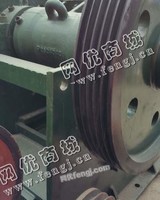 出售一台二手路桥600*900颚式破碎机