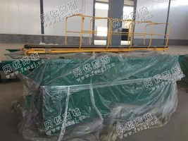 出售一台全新Y32-1250吨1.6*1.6米四柱液压机