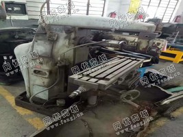 出售一台二手XQ6225回转头铣床