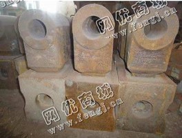 废高铬铸件大量回收