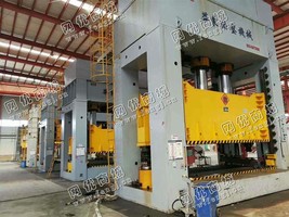 整体出售华东油压机7台