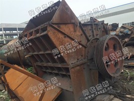 出售一台二手1214锤式破碎机