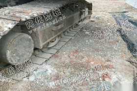 出售一台神钢250-8挖掘机