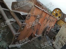 出售一台二手2.4-7米振动筛