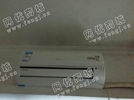 老式挂壁式空调回收