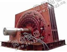 回收Z800-*/1140KW/550V电机一台