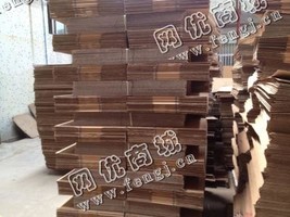 统一尺寸的旧纸箱回收