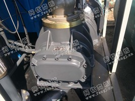 出售一台二手斯可络132KW/SOR180V螺杆式压缩机