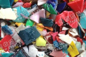 山西太原出售HDPE机油壶杂色破碎料
