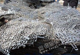 8个厚以上钢板边角料回收