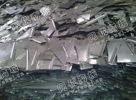 山东地区8个厚的钢板边角料回收