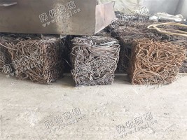 柳州地区现货供应100吨钢筋压块